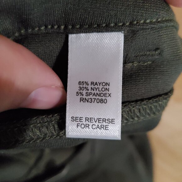 Cato Pants Womens 20W Green Contemporary Stretchy Blend *NWT* - Picture 4 of 13